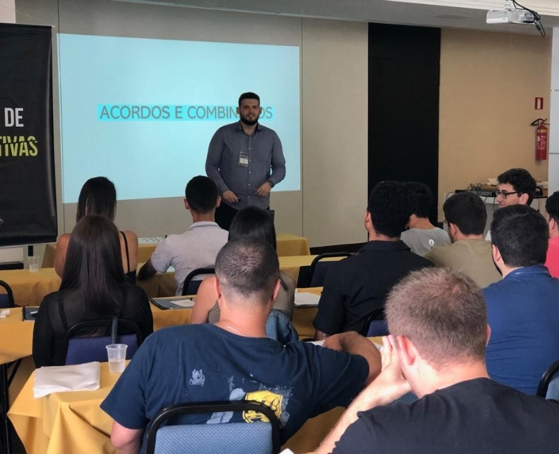 Hackeando o Processo @ Hotel Serrano