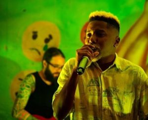 Músicas autorais e poesias com daLagoa