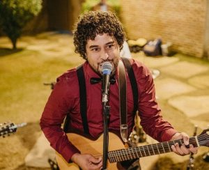 Show Oro Ausub, de Estêvão Maciel