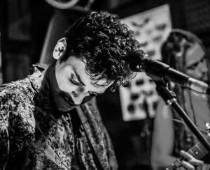 MPB na voz de Diogo Santiago