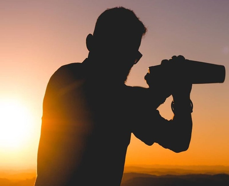 Aula de coquetelaria fácil com Gustavo Costa