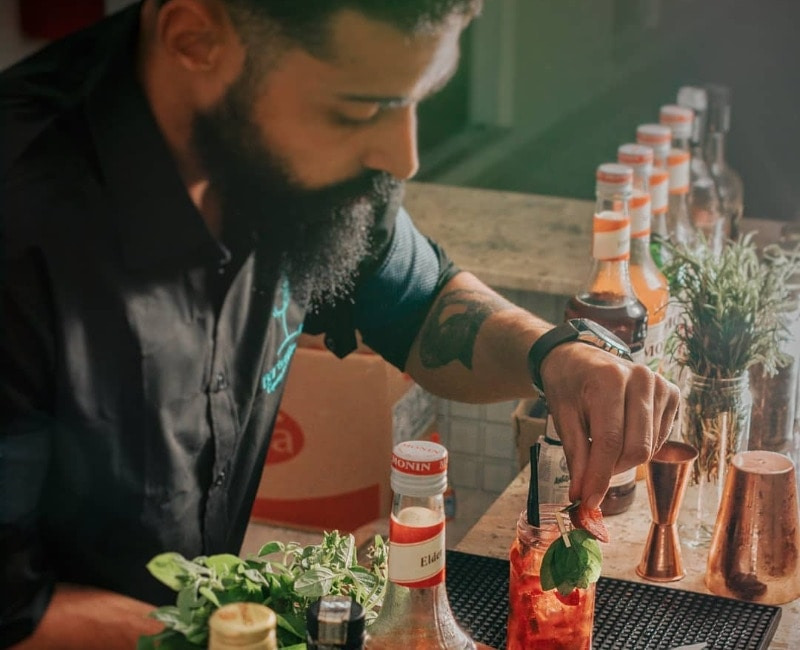 Confira as dicas de Gustavo Costa sobre o preparo de coquetéis