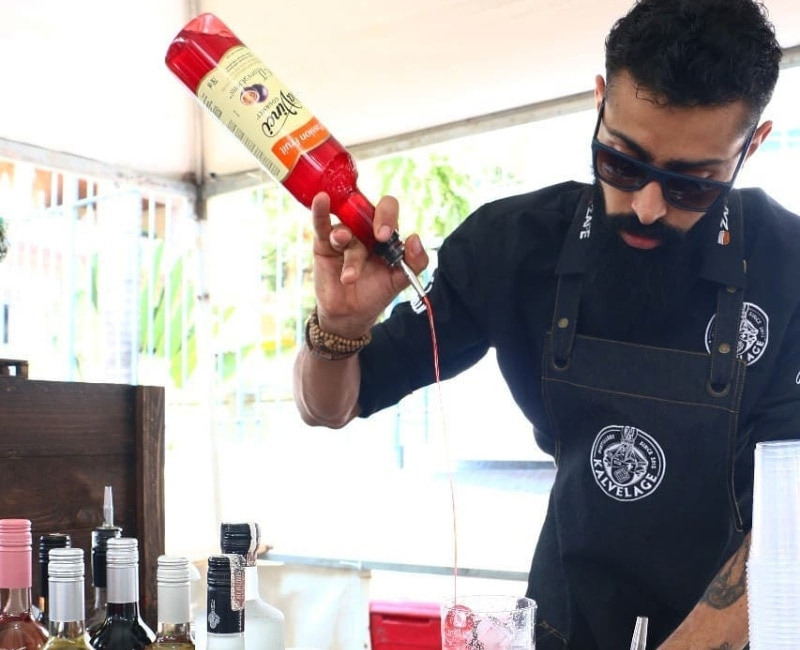 Aprenda a fazer coquetéis de forma fácil com Gustavo Costa