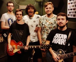 Balacalava: edição Arctic Monkeys + The Strokes @ Café Muzik