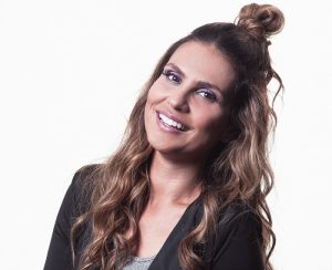 Segunda live da cantora Aline Barros