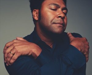 Live do cantor Thalles Roberto no Youtube!