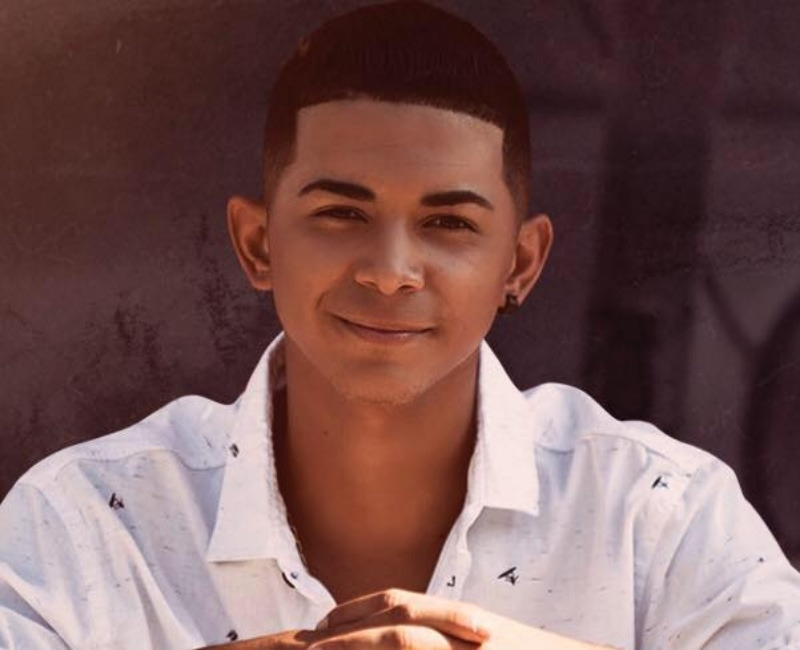 Live do cantor Davizinho no Youtube!