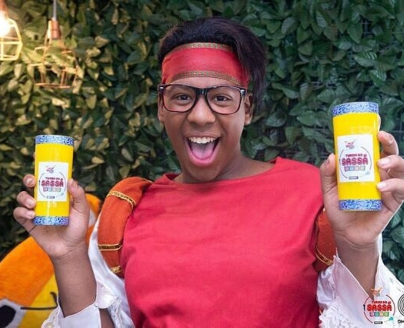 Brincadeiras ao vivo para crianças com Tio Sassá