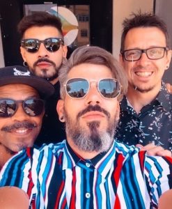 Pocket Show com Banda Muamba no Instagram
