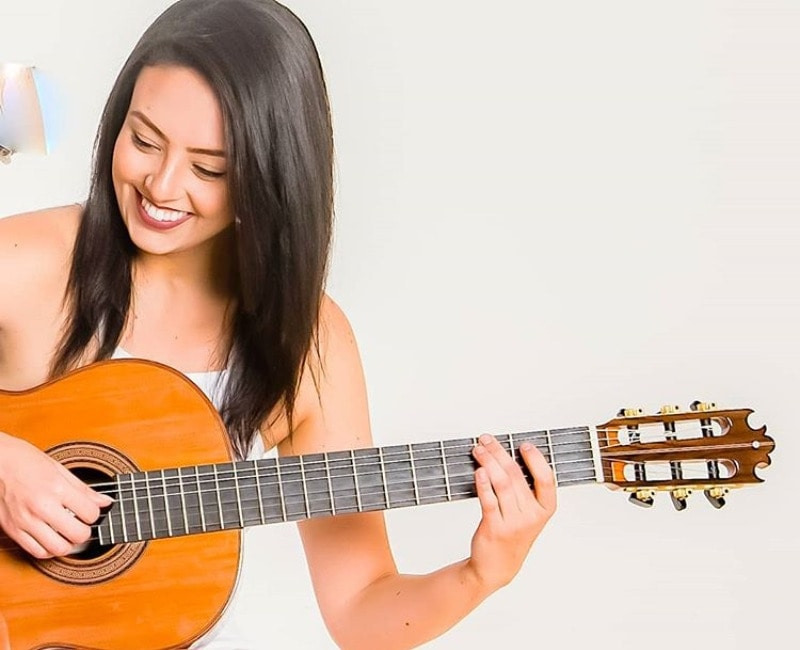 Show de violão clássico com Tamires Rampinelli