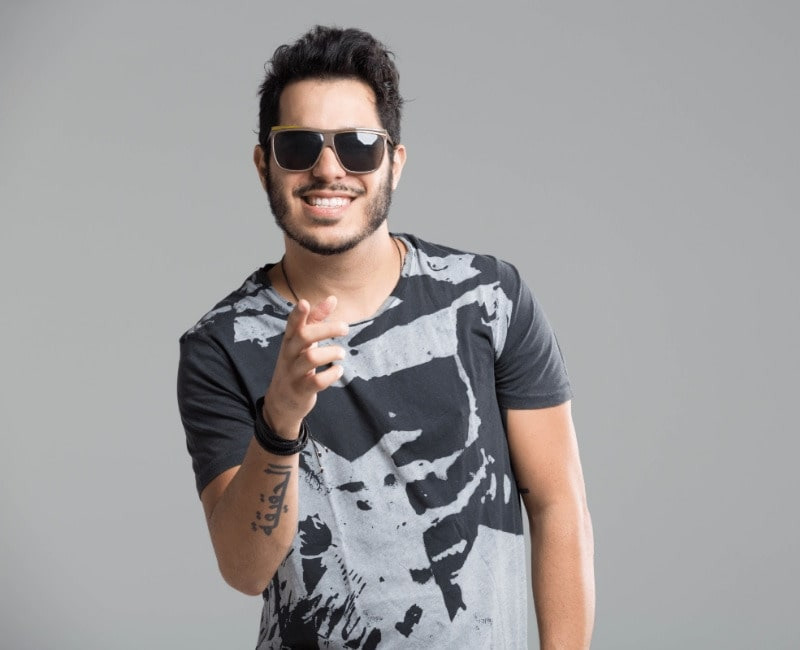 Live do cantor Tomate no Youtube!