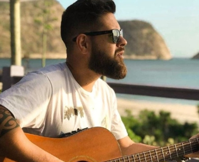 Live do cantor Thiago Messer