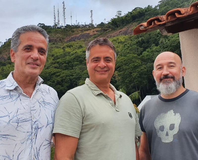 Live Bertrand, Miana e Glauco Batista