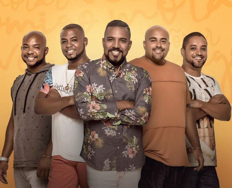 Live do Grupo Clareou no Youtube!