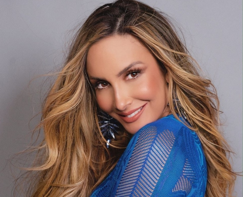 Live com Cláudia Leitte no Youtube
