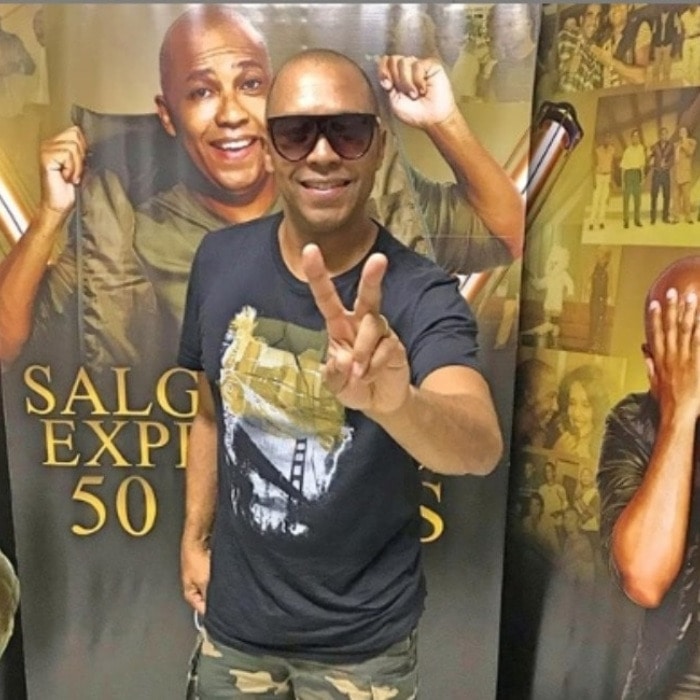 Live do cantor Salgadinho no Youtube