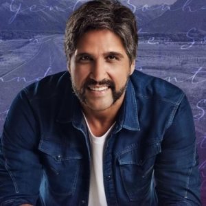 Live do cantor Léo Chaves no Youtube!