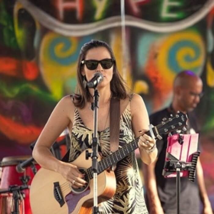 Live Veka Calabrich no Youtube