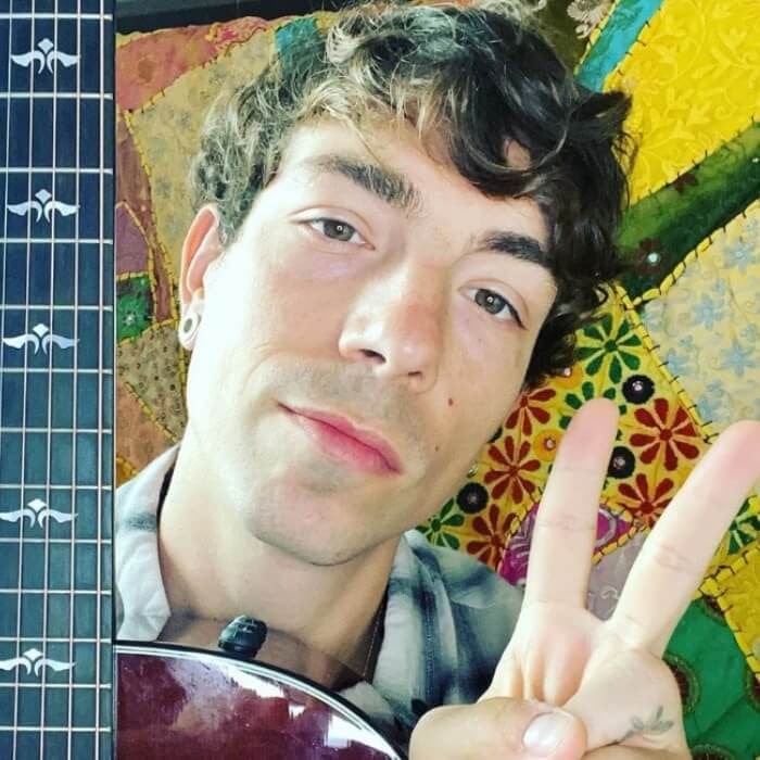 Live do cantor Di Ferrero