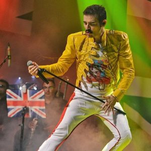 Agenda Queen Experience In Concert Drive-in