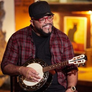 Live Tiee no Youtube