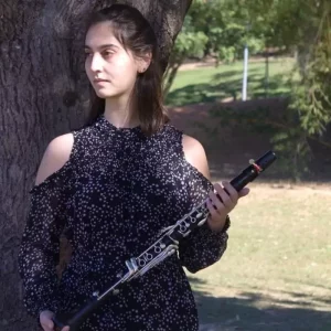 Live Emília Carneiro no Youtube