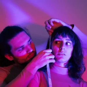 Espetáculo de Dança-Teatro 'Do Avesso'