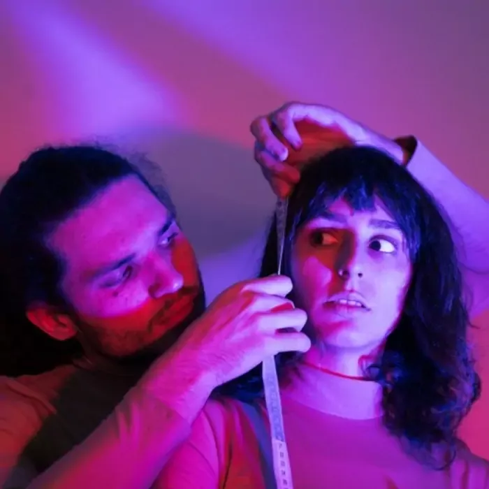 Espetáculo de Dança-Teatro ‘Do Avesso’