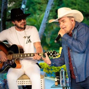 Live da dupla Roby & Thiago