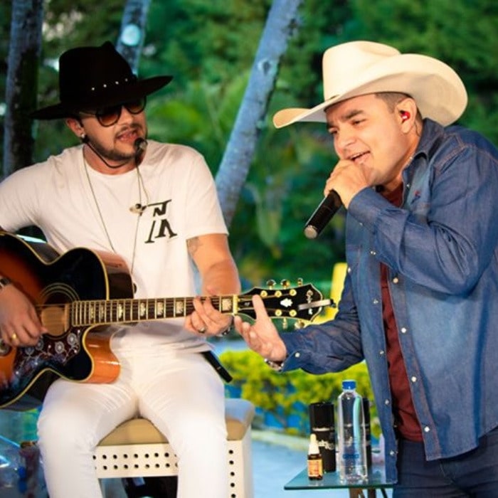 Live da dupla Roby & Thiago