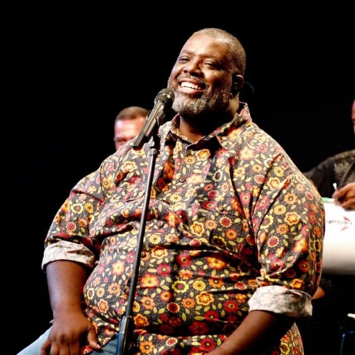 Live do Péricles no Youtube!