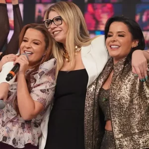 Live das Patroas: Marília Mendonça e Maiara & Maraisa.
