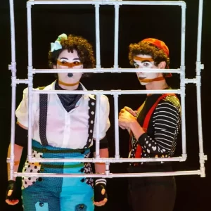 Espetáculo Casa Estranha - Online