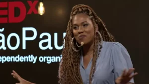 5 Influenciadores que criam conteúdo LGBTQIA+ para você seguir agora!