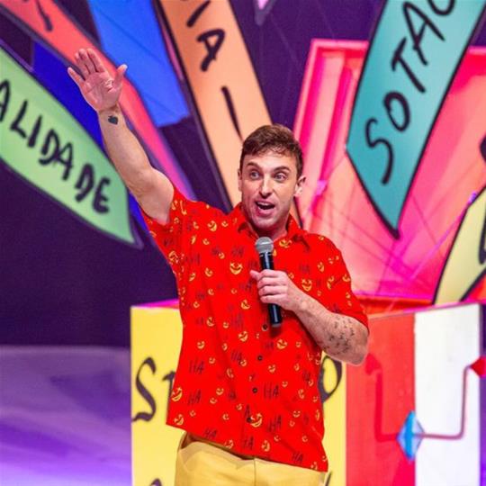 Léo Lins em Juiz de Fora