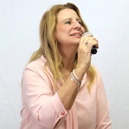 Virginia Degrandi em Juiz de Fora @ Teatro Paschoal Carlos Magno