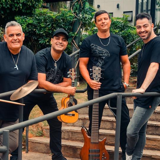 Santé Folia – Carnaval Fora de Época @ Santé Pub