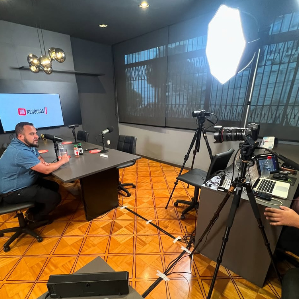 Onde gravar podcast em JF: Case1produções | Foto: Reprodução Instagram/@case1prod