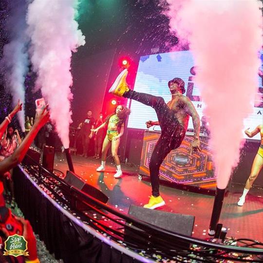 Aquecimento Carnafunk JF @ Avalon Music