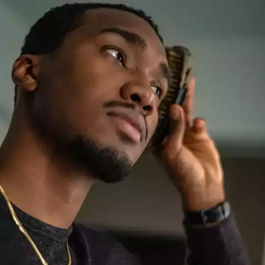 Clínica Mansur: como é o procedimento de transplante capilar?