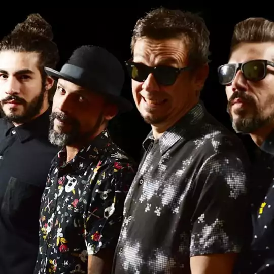 [SORTEIO] Um par de ingressos + visita ao camarim show da Banda Muamba