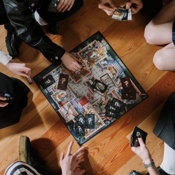 Jogos também são uma ótima opção do que fazer no inverno (Foto: Canva)