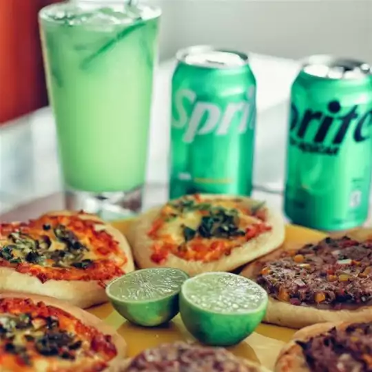 Aprenda a fazer esfirra com o Chef Bahamas!