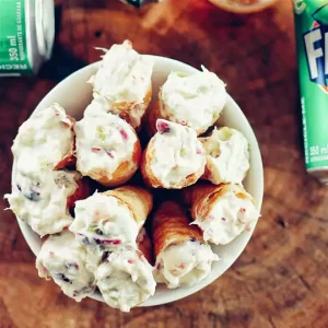 Aprenda a fazer Canudinho com Creme de Bacalhau com o Chef Bahamas!