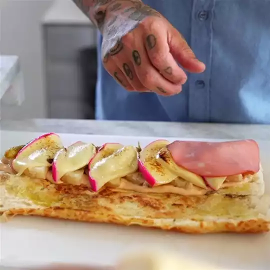 Aprenda a fazer um Sandubão com o Chef Bahamas!