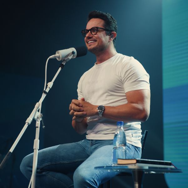 Deive Leonardo apresenta a turnê “O Despertar” em Juiz de Fora (Foto: divulgação)