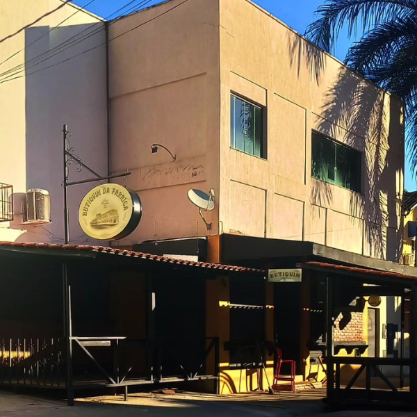 Bares com Música ao vivo em Juiz de Fora: Butiquim da Fabrica