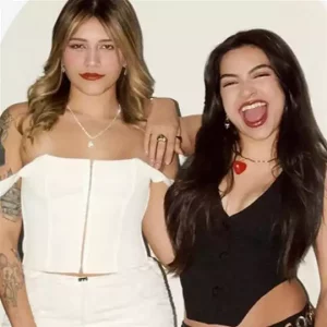 Bia Marques e Ana Laura Lopes em JF @ Versus