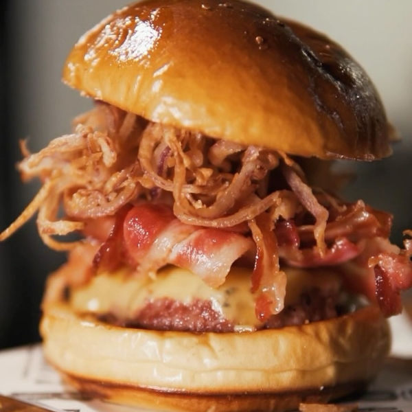 Hambúrguer Delivery em Juiz de Fora: Bent's Burger | Foto: reprodução instagram/@allbentsburger