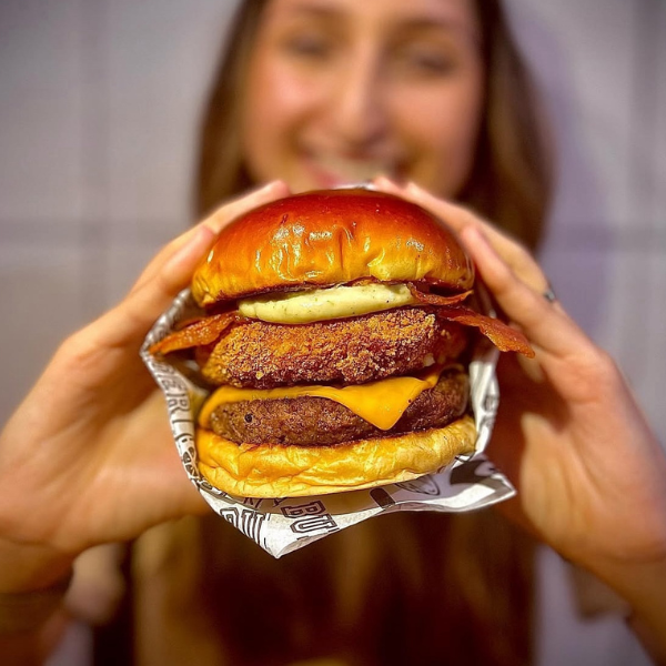 Hambúrguer Delivery em Juiz de Fora: Virtus Burguer | Foto: reprodução instagram/@virtus_burguerjf